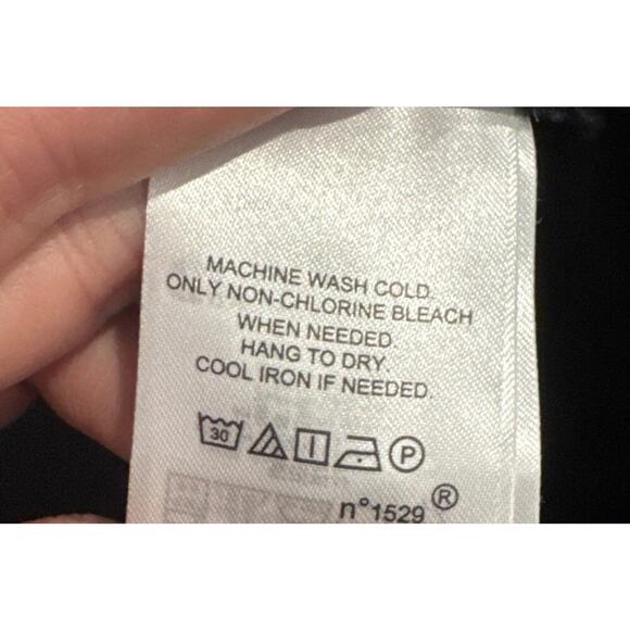 Lauren Ralph Lauren Black Label Petite Size 6P Black Bermuda Bermuda Shorts - Picture 5 of 5